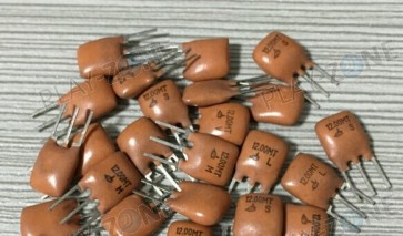 12.000 Mhz Resonatorquartz mit Kondensatoren