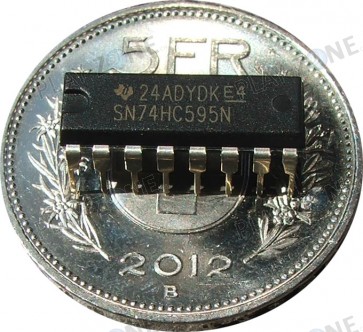 TI 74HC595 - 8-Bit Shift-Register IC