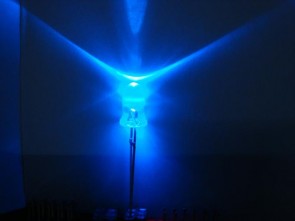 LED Clear / Color: Blue / 3mm