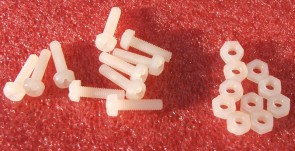 10 Stk. Plastikschrauben mit Muttern M3x12mm
